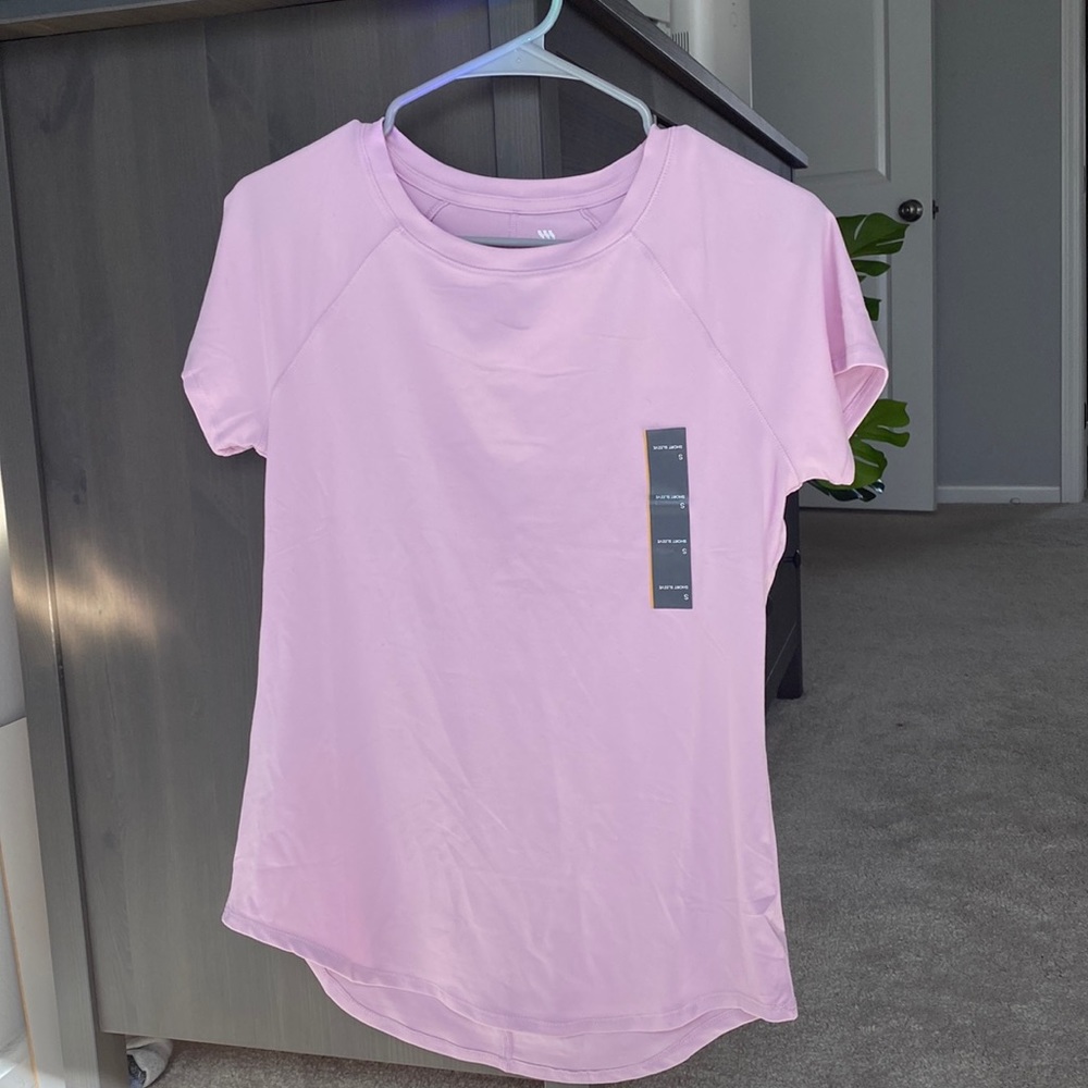 ⭐️ NWT New All In Motion Light Pink Hi-Lo Crewneck Short Sleeve Tech Tee